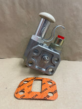 Load image into Gallery viewer, 461-334 HFP334 DIESEL LIFT PUMP IVECO FORD CARGO - 4 BOLT MOUNT