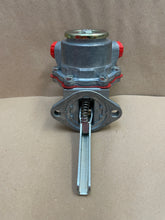 Load image into Gallery viewer, DELPHI HFP075 LIFT PUMP – CASE NEW HOLLAND