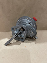 Load image into Gallery viewer, HFP314 SAME AS DELPHI LIFT PUMP AS 461-217 CASE NEW HOLLAND TRACTORS, LEYLAND DAF, VOLVO