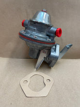 Load image into Gallery viewer, HFP66, 461-066, BCD1943/1 JOHN DEERE TRACTORS/COMBINE DIESEL LIFT PUMP