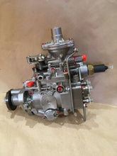 Load image into Gallery viewer, BOSCH FUEL PUMP 0460414051 VE R 288 FOR A FORD 2.5 D.I.