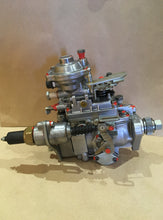 Load image into Gallery viewer, IVECO SOFIM 2.5 TD 76 KW FUEL PUMP VE R 522-2 0460414122
