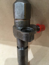 Load image into Gallery viewer, CAV INJECTOR 5217413 5621550 PERKINS BU 4.236 4236B CASE, CATERPILLAR, HYSTER, RVI