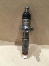 Load image into Gallery viewer, CAV DIESEL INJECTOR 5217801 BKBL67S5172 BDLL150S6225 PERKINS TAB X 4.236, 4.270, 4.300