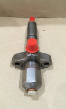 Load image into Gallery viewer, CAV DIESEL INJECTOR 5225407 BDLL160S6701 5621749 BEDFORD 500 74 - 79
