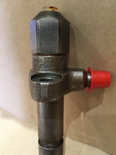 Load image into Gallery viewer, CAV DIESEL INJECTOR 5225408 BDLL160S6702 5621750 BEDFORD 500 VAM COACH YLQ YMT