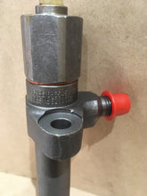 Load image into Gallery viewer, CAV INJECTOR 5268301 BDLL150S6792CF BEDFORD 500 BEDFORD TK BEDFORD TL TM 1980