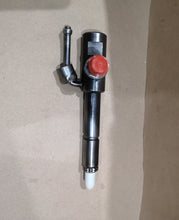Load image into Gallery viewer, STANADYNE INJECTOR LEYLAND 411 NOZZLE 771215 ADB-140M-231-7