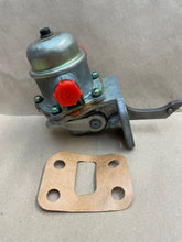 Load image into Gallery viewer, AC DELCO FUEL LIFT PUMP 461-230 – COMER &amp; DODGE COMMANDO, PERKINS 6.354, 6.354.2, T6.354.3 FOUR BOLT
