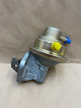 Load image into Gallery viewer, AC DELCO 261-293 LIFT PUMP – INNOCENTI REGENT 1500, ALLEGRO 1500, ALLEGRO 1500 AUTO
