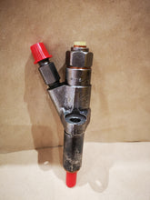 Load image into Gallery viewer, PERKINS Injector 2646871 2646016 PERKINS WC V8.540 BDLL150S7919 5621874
