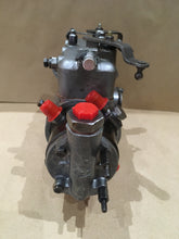 Load image into Gallery viewer, CAV DPA 3248090 DIESEL FUEL PUMP LAND ROVER 2.25
